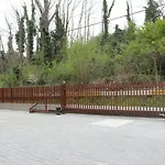 Tatil Evi Toparti Villa, Koezvetlen Vizkapcsolattal