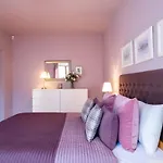 Tatil Evi Toparti Villa, Koezvetlen Vizkapcsolattal