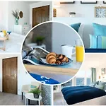 Tatil Evi Toparti Villa, Koezvetlen Vizkapcsolattal