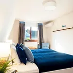 Tatil Evi Toparti Villa, Koezvetlen Vizkapcsolattal Siofok