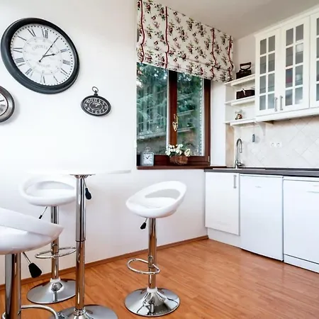 Nyaraló Tóparti Villa, Közvetlen Vízkapcsolattal *