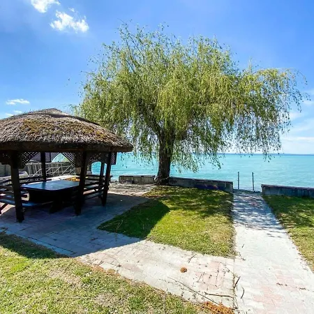 Tatil Evi Toparti Villa, Koezvetlen Vizkapcsolattal *