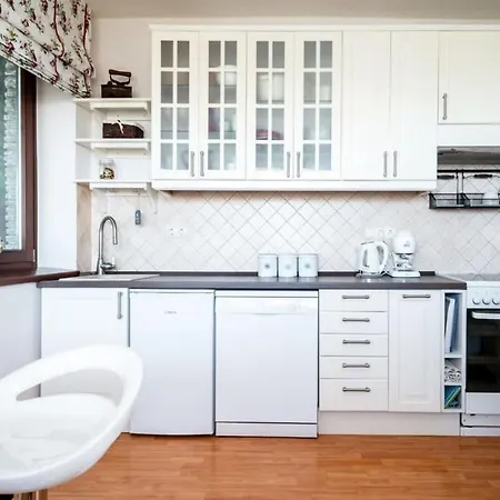 בית נופש Toparti Villa, Koezvetlen Vizkapcsolattal *